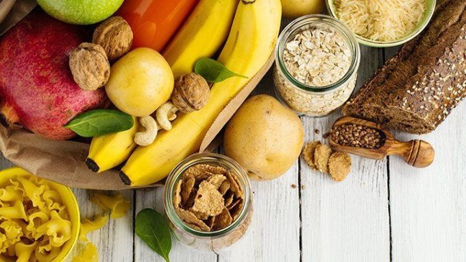 Ăn thực phẩm chứa nhiều chất xơ hạn chế tăng đường huyết sau bữa ăn. Ảnh: Shutterstock