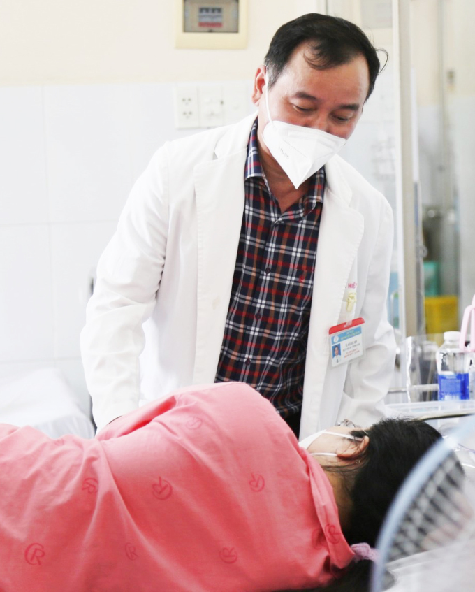Minh Thanh khi điều trị tại Bệnh viện Chợ Rẫy, tháng 11/2021. Ảnh: Lê Phương
