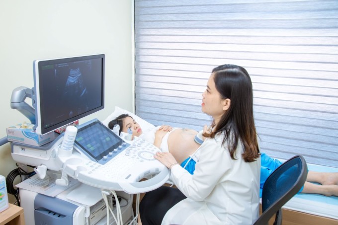Hệ thống máy siêu âm thai hiện đại tại BVĐK Tâm Anh giúp phát hiện sớm các ca mang thai nhau tiền đạo, nhau cài răng lược.