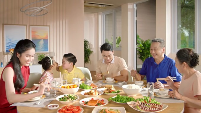 Các gia đình Việt có thói quen ăn măn. Ảnh: Huỳnh Trần