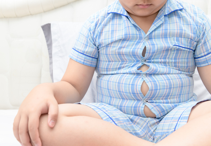 Gan nhiễm mỡ có thể phát triển ở trẻ nhỏ thừa cân, béo phì. Ảnh: Shutterstock