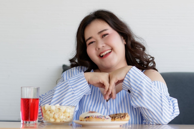 Chế độ ăn thiếu cân bằng là nguyên nhân chủ yếu dẫn đến các bệnh lý liên quan đến dinh dưỡng như béo phì, tiểu đường. Ảnh:  Shutterstock