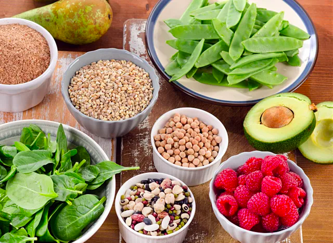 Các loại thực phẩm giàu chất xơ giúp làm giảm lượng đường trong máu. Ảnh: Shutterstock