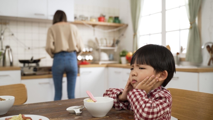 Sử dụng gia vị hợp lý nhằm đảm bảo an toàn cho sức khỏe của trẻ. Ảnh: Shutterstock