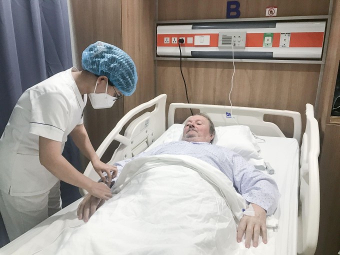 Người bệnh được chăm sóc điều trị tại Bệnh viện Đa khoa Tâm Anh TP HCM. Ảnh: Hoàng Trang.
