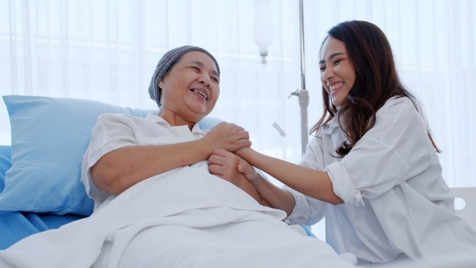 Chế độ dinh dưỡng hợp lý giúp bệnh nhân ung thư đạt được hiệu quả điều trị tốt hơn - Ảnh: Shutterstock