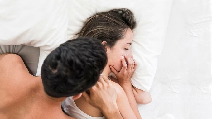 Đôi khi, những thay đổi lối sống đơn giản cũng có thể giúp lấy lại ham muốn tình dục. Ảnh: Shutterstock