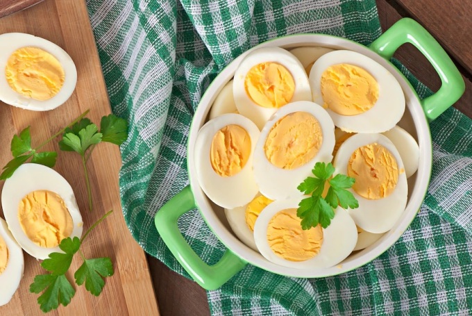 Trứng chứa nhiều cholesterol tốt cho sức khỏe. Ảnh: Freepik