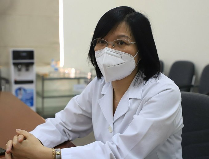 Bác sĩ Nguyễn Thị Hương, Phó giám đốc trung tâm chăm sóc giảm nhẹ, Bệnh viện K. Ảnh: Quang Hùng