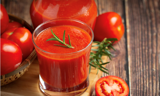 Cà chua và các sản phẩm từ cà chua dễ gây ra trào ngược axit. Ảnh: Freepik