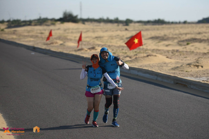 Runner trang bị đồ chống nắng tại VnExpress Marathon Quy Nhơn 2022. Ảnh: VM