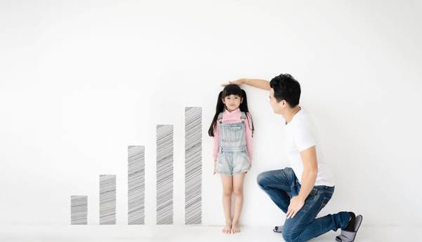 Dự đoán chiều cao của trẻ từ đó có hướng cải thiện hiệu quả. Ảnh: Shutterstock